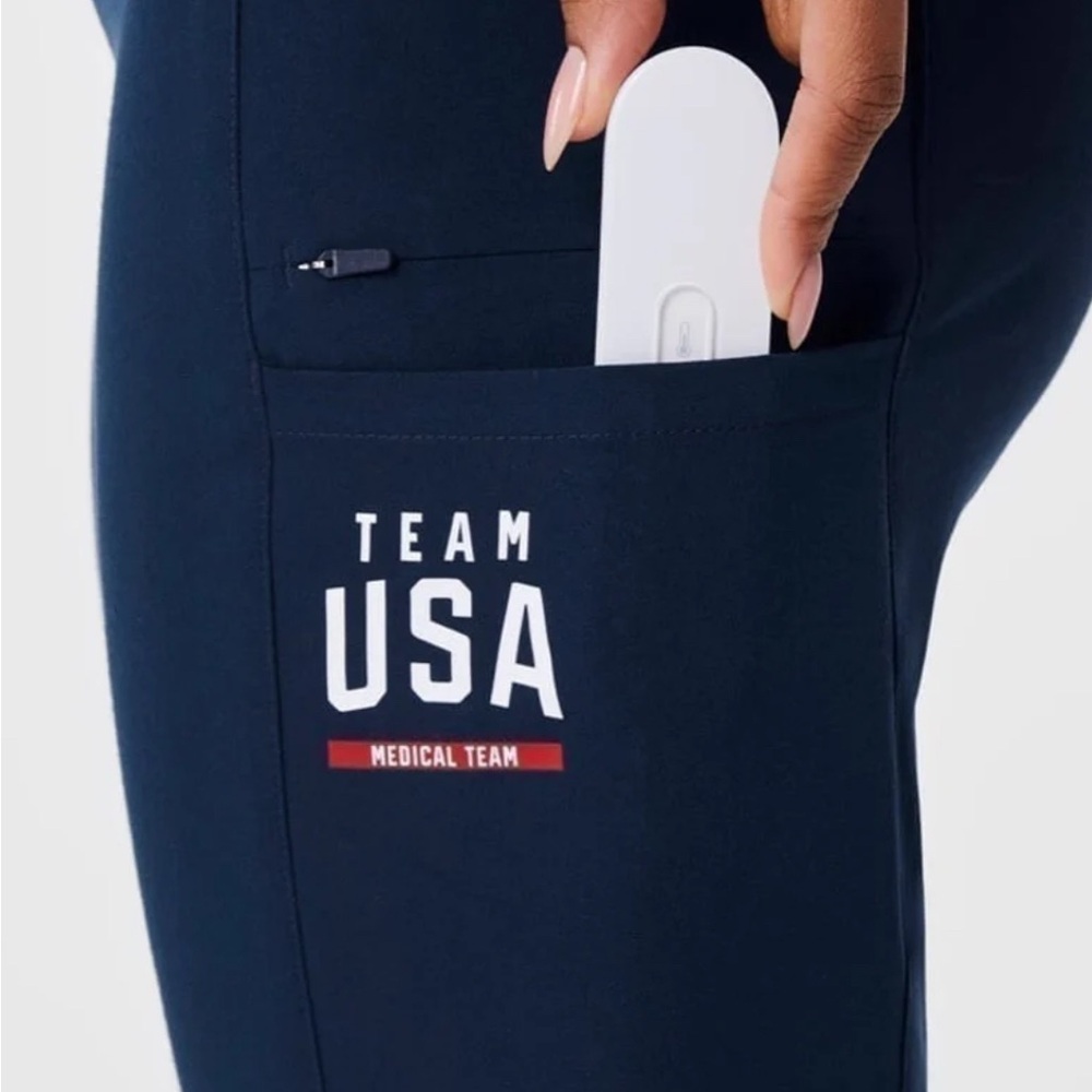 FIGS TEAM USA HIGH WAISTED SCRUB PANTS NWT